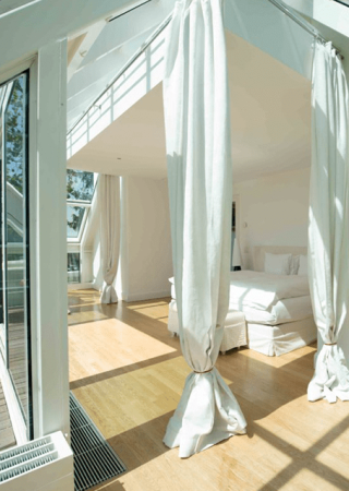 BED AND BALCONY